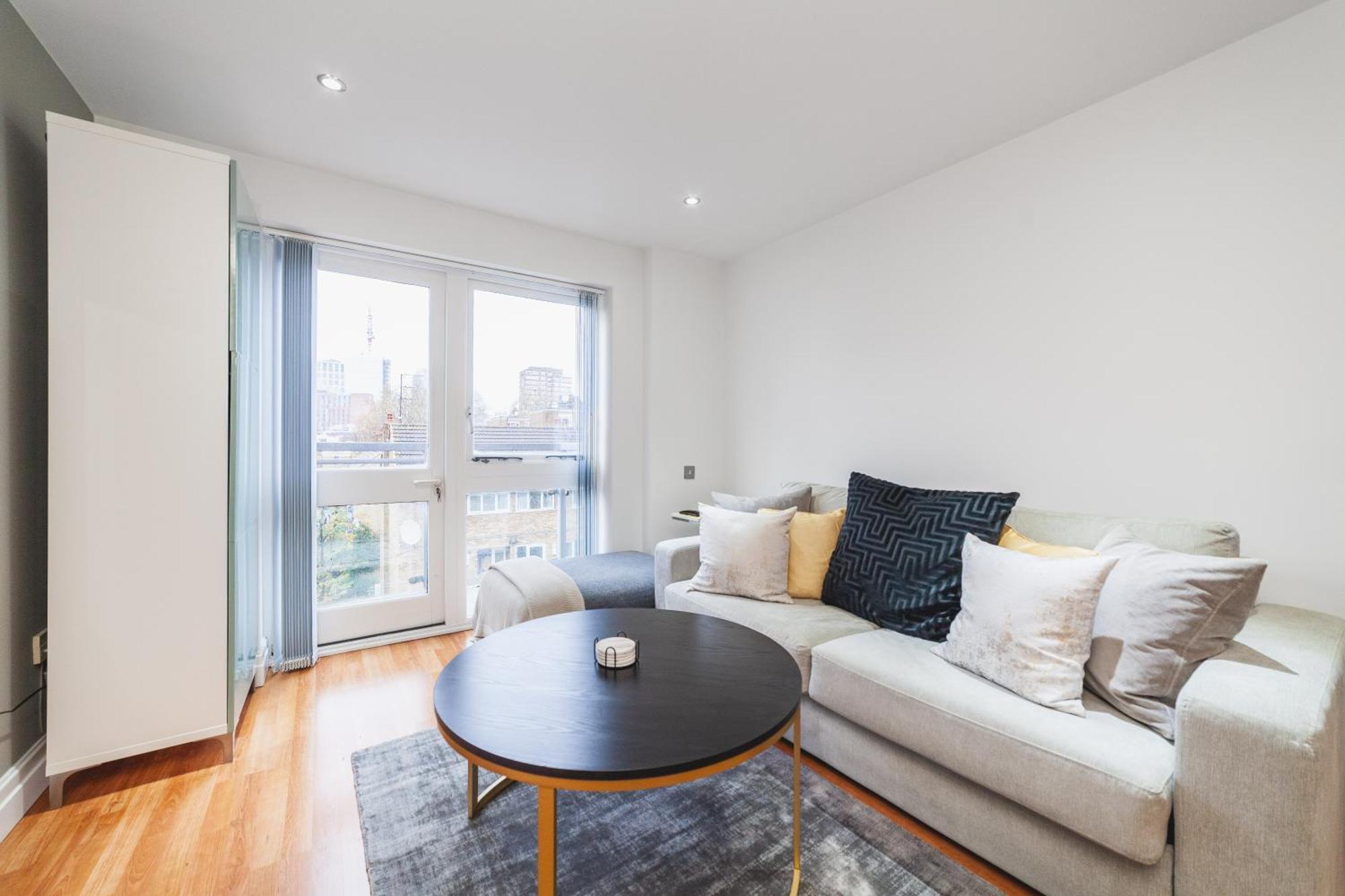 Bright 1br Floor Flat In Hoxton, 5 Min Tube * Londra